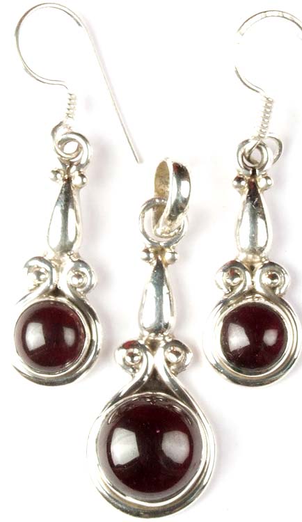 Garnet Pendant with Earrings Set