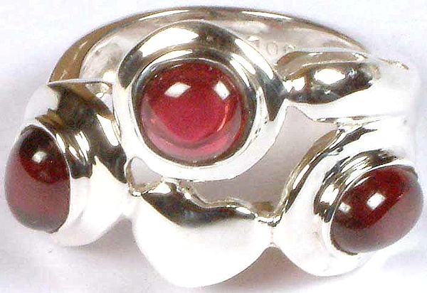 Garnet Valentine Ring
