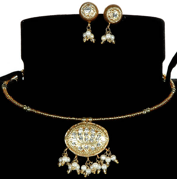 Golden Choker Necklace and Earrings Set