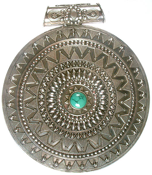 Granulated Shield with Central Turquoise