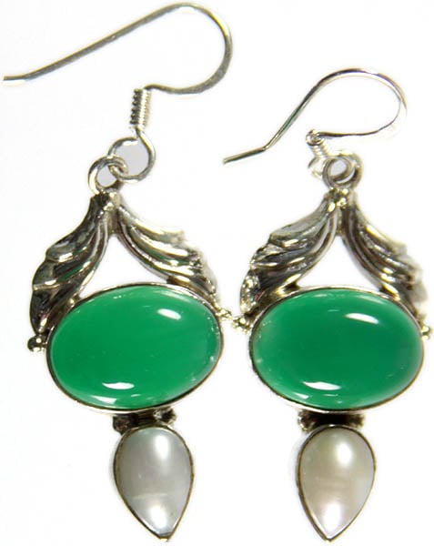 Green Onyx Earrings with Pearl