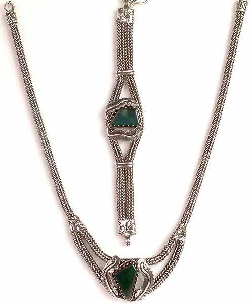 Green Onyx Necklace & Bracelet Set