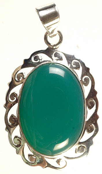 Green Onyx Oval Pendant