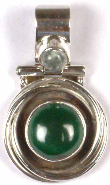 Green Onyx Pendant with Rainbow Moonstone