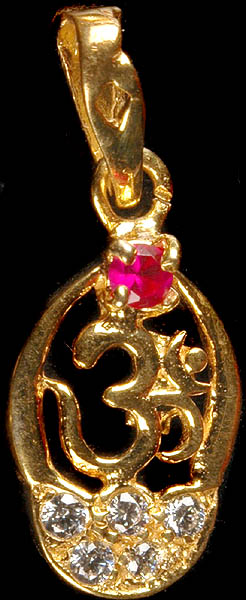Handcrafted Pendant of Om (AUM)