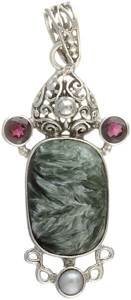Gemstone Pendant (Agate, Garnet and Pearl)
