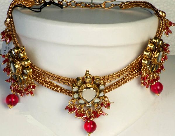 Kundan Armlet with Magenta Glass Beads