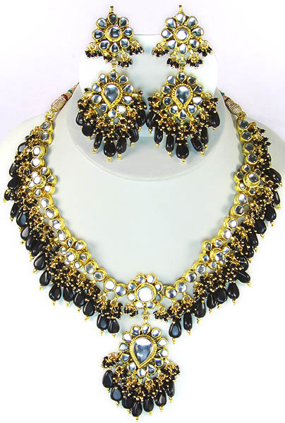 Kundan Necklace Set with Black Beads | Exotic India Art