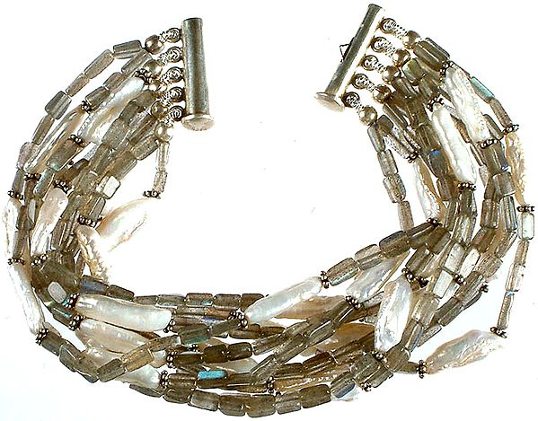 Labradorite Bracelet with Rugged Pearl