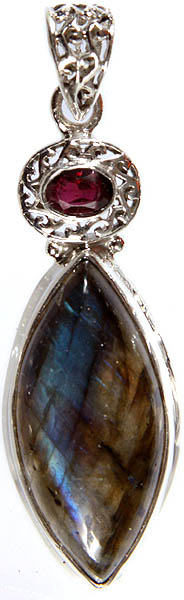 Labradorite Marquis Pendant with Faceted Garnet