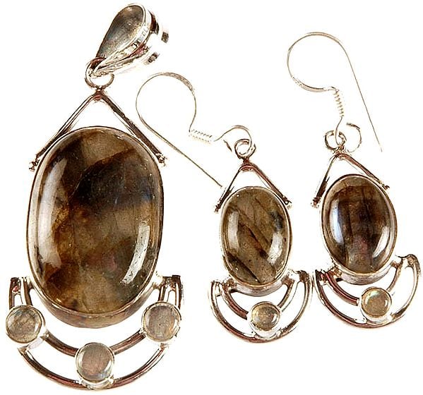 Labradorite Oval Pendant with Earrings Set
