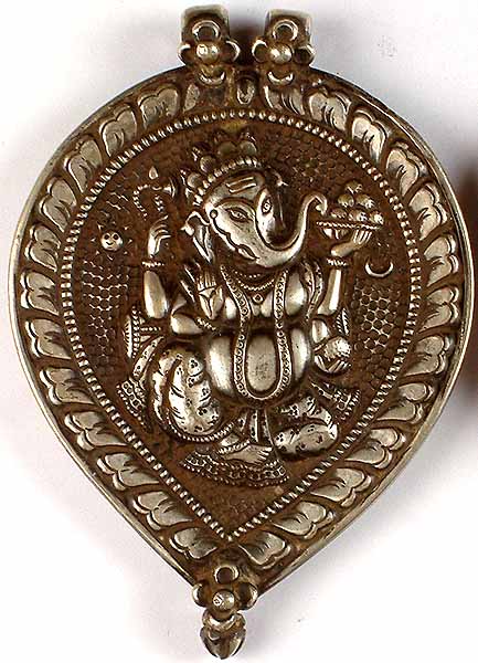 Lord Ganesha (Large Sterling Antiquated Pendant)