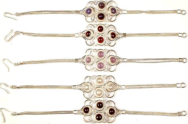 Lot of Five Gemstone Bracelets<br>(Lapis Lazuli, Garnet, Amethyst, Pearl & Black Onyx)