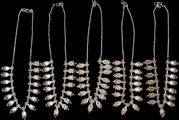 Lot of Five Gemstone Necklaces<br>(Lapis Lazuli, Garnet, Rainbow Moonstone, Rose Quartz & Tiger Eye)