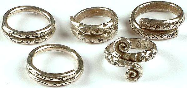 Lot of Five Spiral Rings