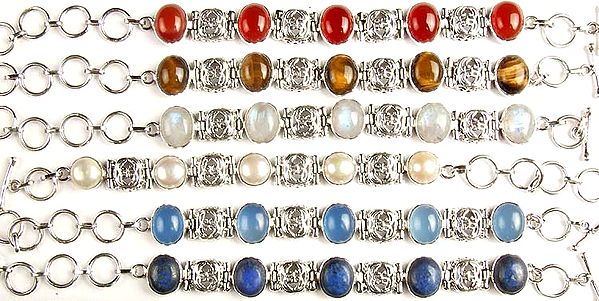 Lot of Six Gemstone Bracelets (Carnelian, Tiger Eye, Rainbow Moonstone, Pearl, Blue Chalcedony and Lapis Lazuli)