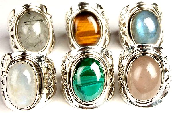 Lot of Six Gemstone Finger Rings (Tourmalinated Quartz, Tiger Eye, Labradorite, Rainbow Moonstone, Malachite and Rose Quartz)