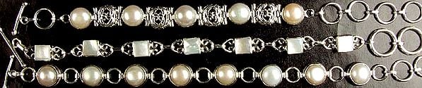 Lot of Three Gemstone Bracelets (Pearl, MOP and Pearl)