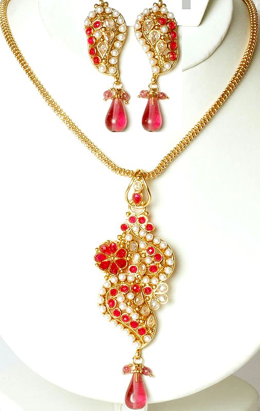 Magenta Polki Necklace and Earrings Set with Imitation Pearls