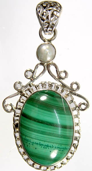 Malachite Pendant with Pearl