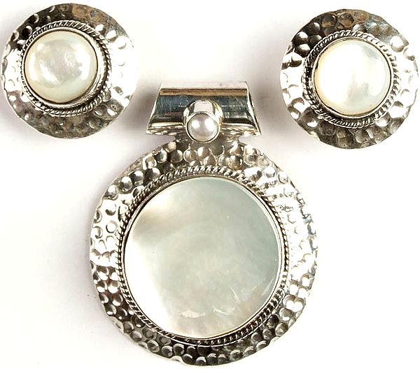 MOP Pendant with Pearl and Earrings Set