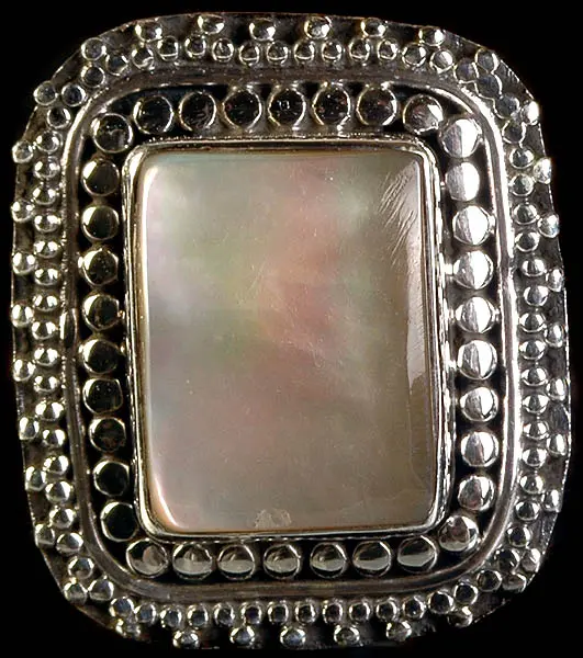 MOP Rectangular Ring