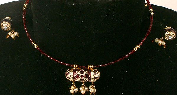 Mughal Beaded Necklace with Earrings Set