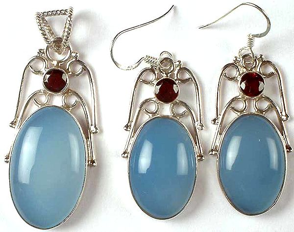 Oval Blue Chalcedony Pendant & Earrings Set with Garnet