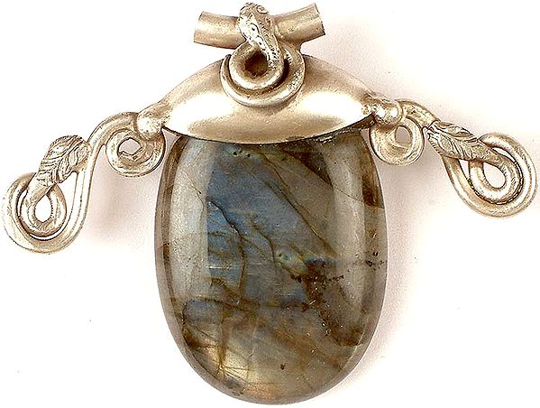 Oval Labradorite Pendant with Serpents