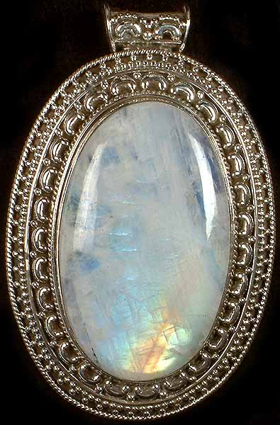 Oval Rainbow Moonstone Pendant