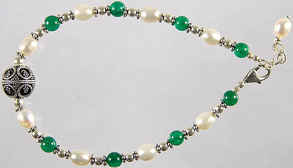 Pearl and Green Onyx Beaded Bracelet