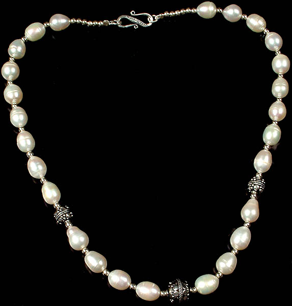 Pearl Beaded Fine Necklace