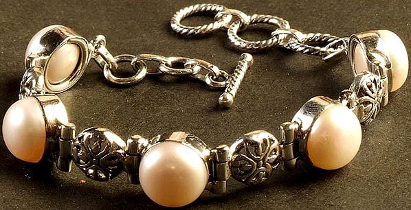 White Pearl Bracelet (Mixed Design)