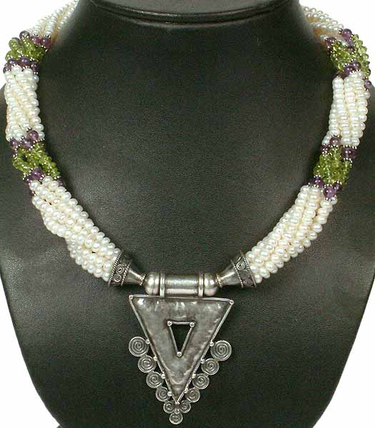 Pearl Bunch Necklace with Peridot and Amethyst