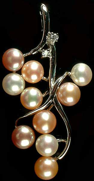 Pearl Bunch Pendant with CZ