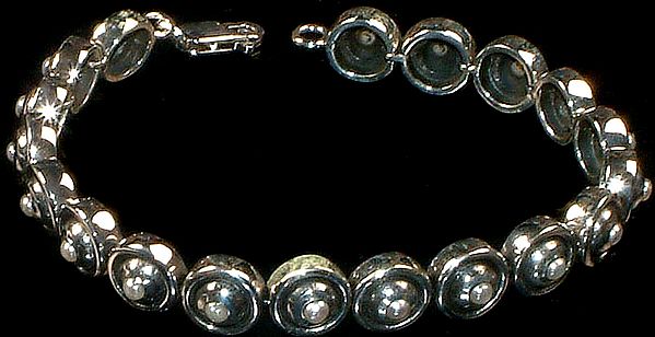 Pearl Fine Bracelet