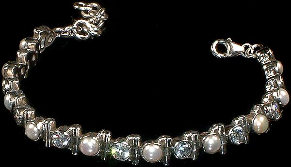 Pearl Hinged Bracelet with Cubic Zirconia