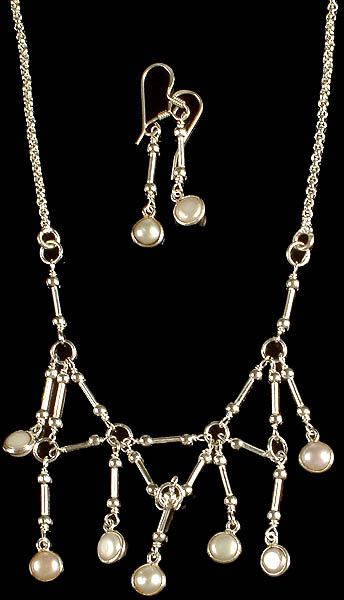 Pearl Necklace and Earrings Set