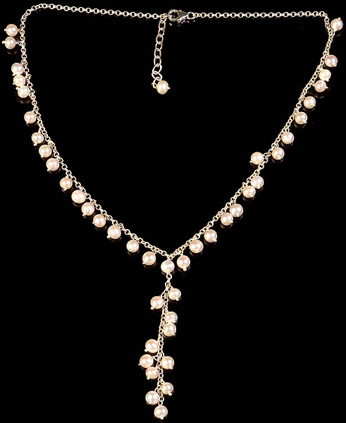 Pearl Necklace with Dangle