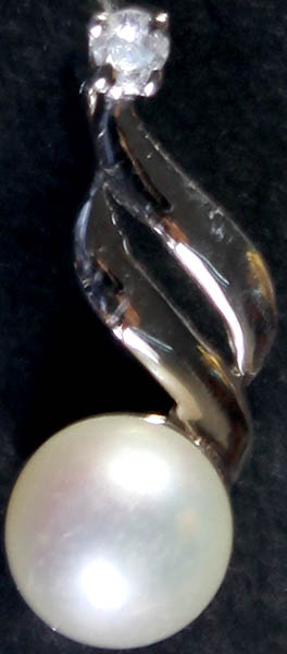 Pearl Pendant
