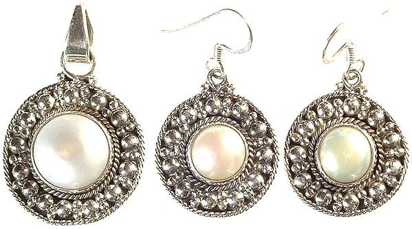 Pearl Pendant with Earring Set