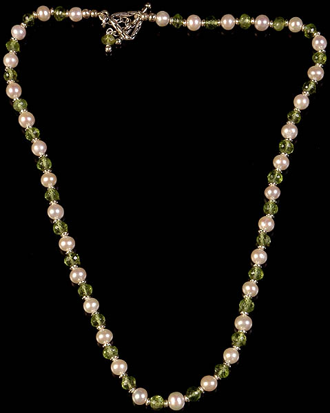 Peridot and Pearl Necklace