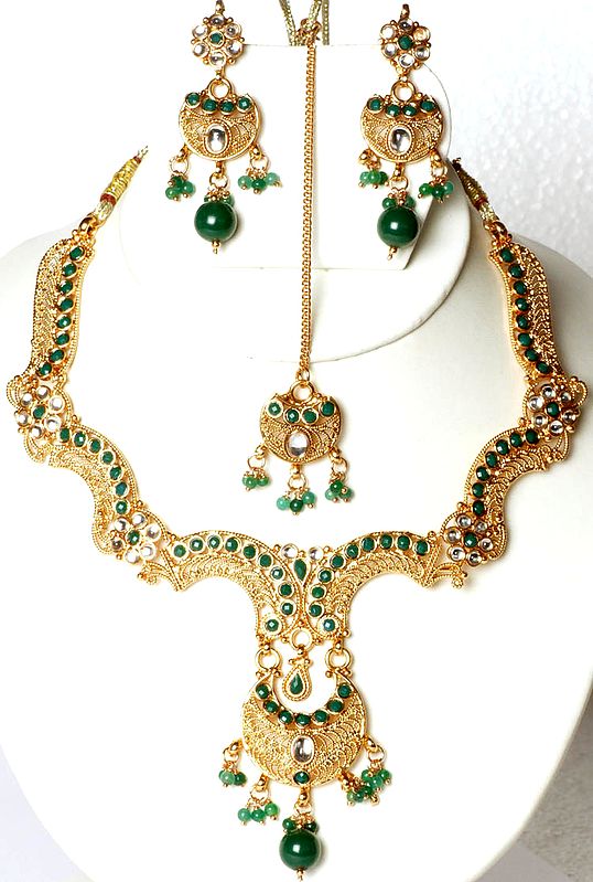Polki Filigree Set with Imitation Emeralds