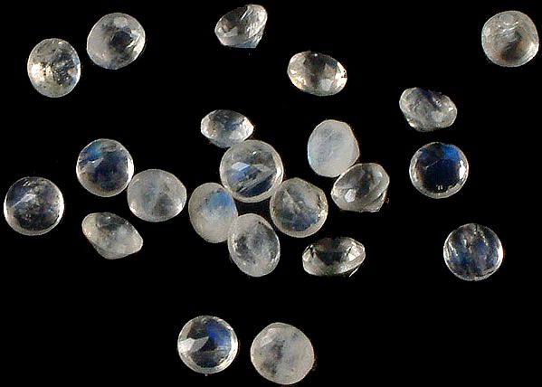 Rainbow Moonstone 4 x 4 mm Square (Price Per 24 Pcs)