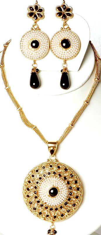 Round Pendant on Chain with Black Dangling Drops and Earrings