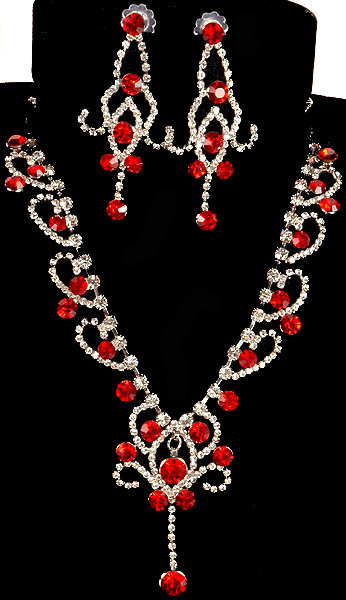 Scarlet Cut Glass Marvel Necklace with Earrings