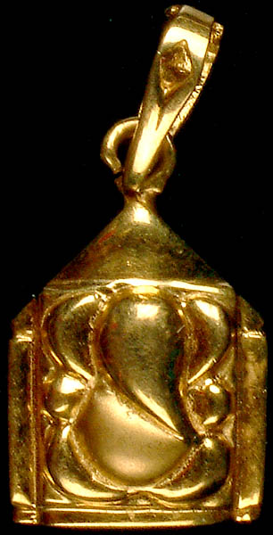 Shri Ganesha Enshrined Pendant