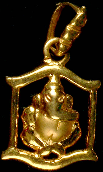 Shri Ganesha Handcrafted Pendant