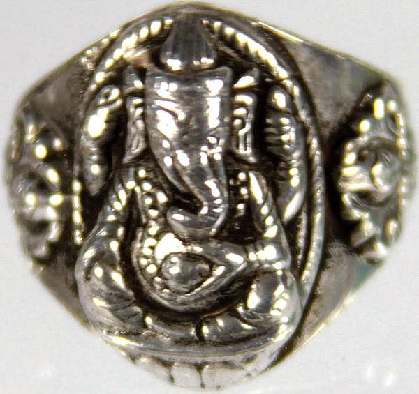 Shri Ganesha Ring
