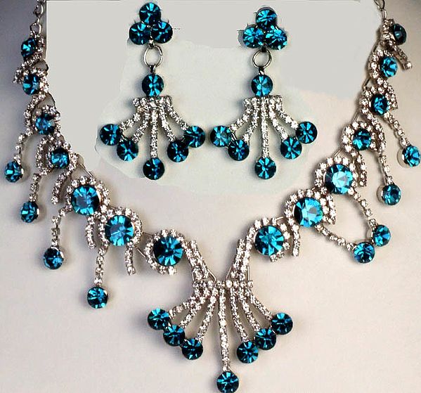 Sky-Blue Victorian Necklace and Earrings Set with Cut Glass